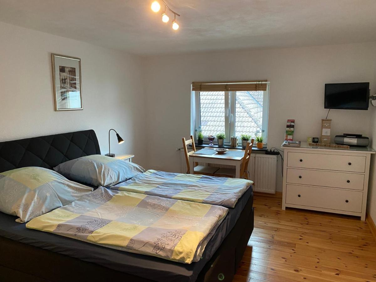 Werners Doppelzimmer Insul Экстерьер фото